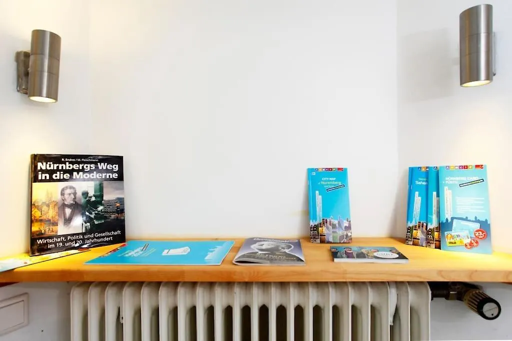 Gemutlich Zentrale Souterraint Wohnung 65Qm Nuremberg