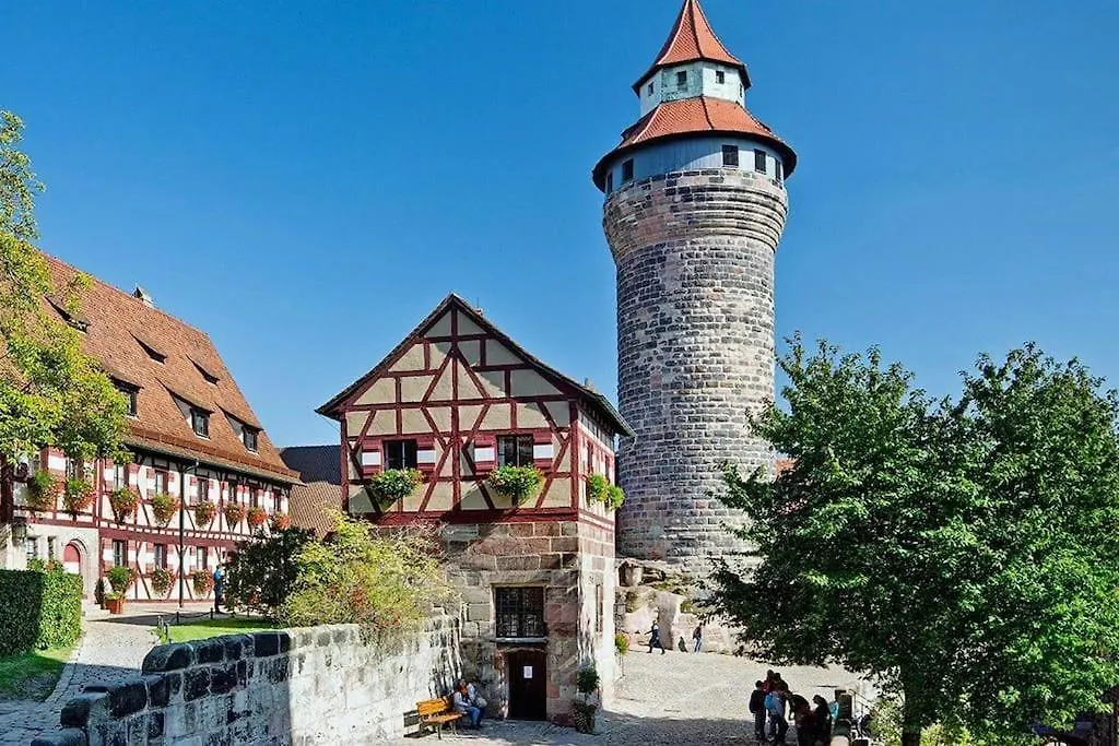 Apartment Gemutlich Zentrale Souterraint Wohnung 65Qm Nuremberg